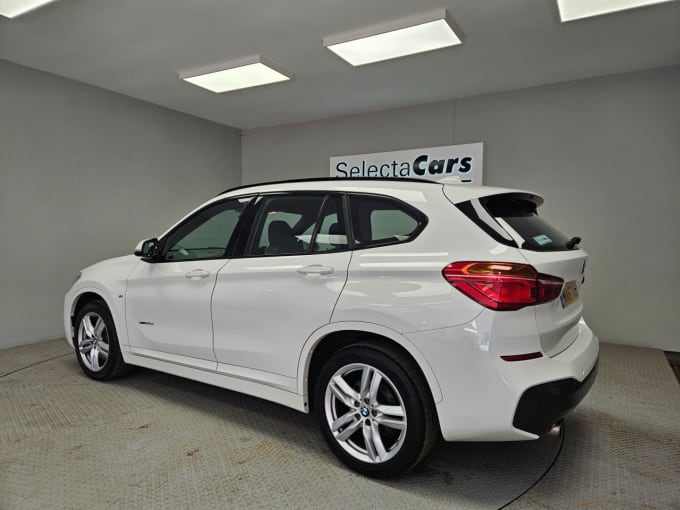 2025 BMW X1