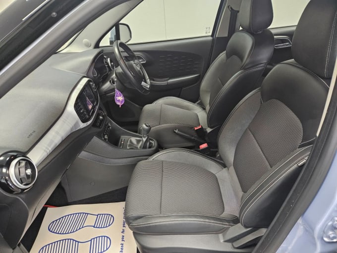 2025 Mg Mg3