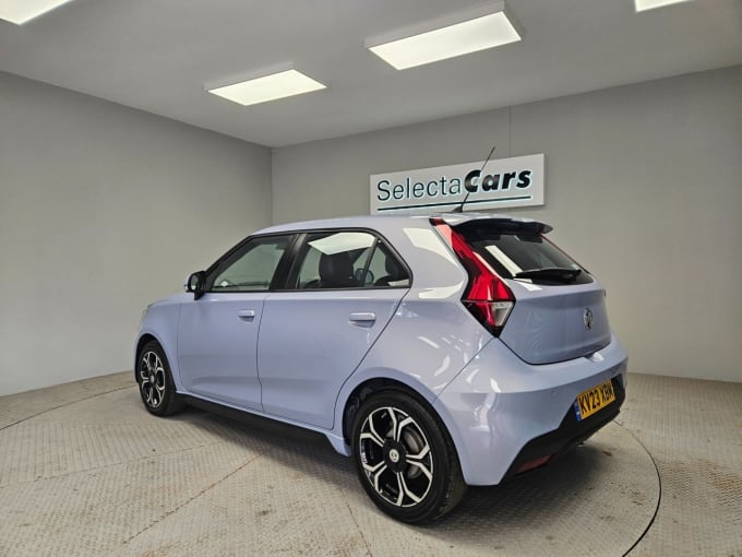 2025 Mg Mg3