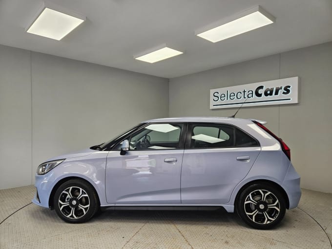 2025 Mg Mg3