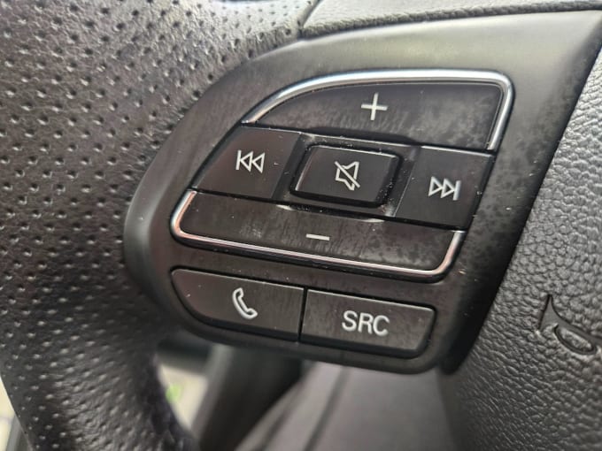 2025 Mg Mg3