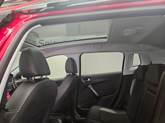 2025 Peugeot 2008