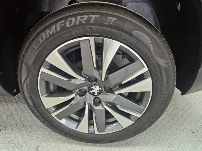 2025 Peugeot 2008