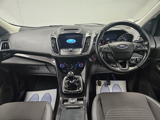 2025 Ford Kuga