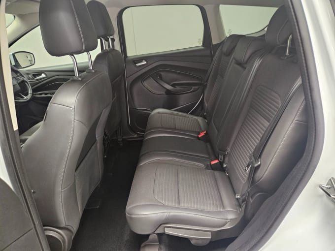 2025 Ford Kuga