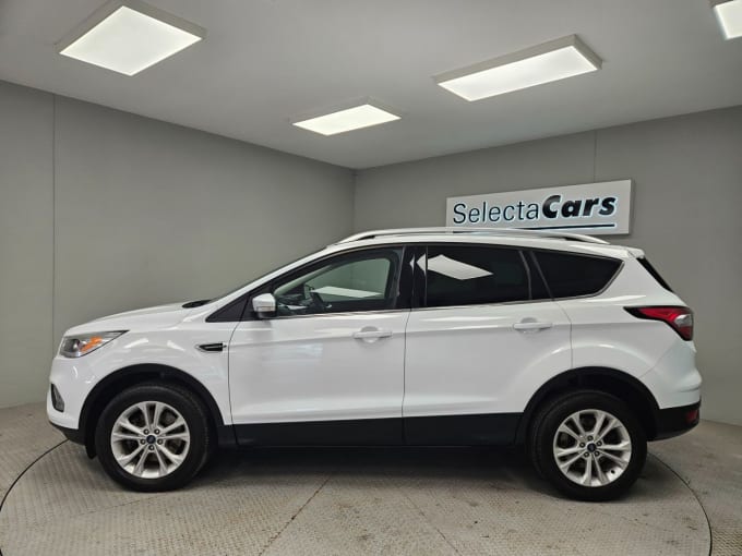 2025 Ford Kuga