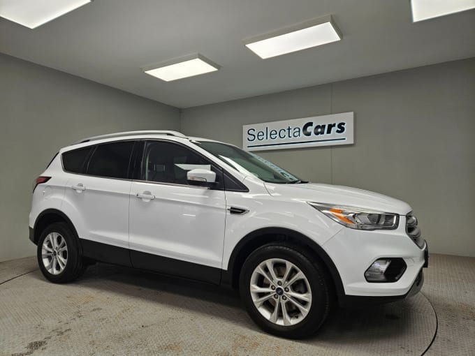 2025 Ford Kuga