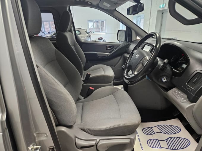 2025 Hyundai I800