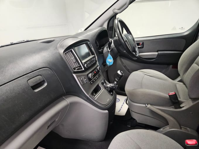 2025 Hyundai I800