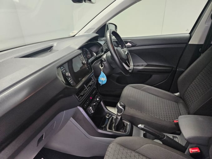 2025 Volkswagen T-cross