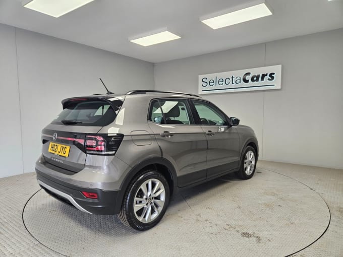 2025 Volkswagen T-cross