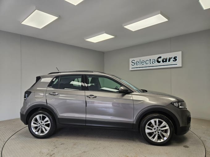 2025 Volkswagen T-cross