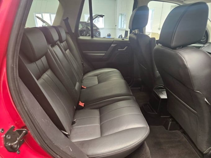 2025 Land Rover Freelander 2