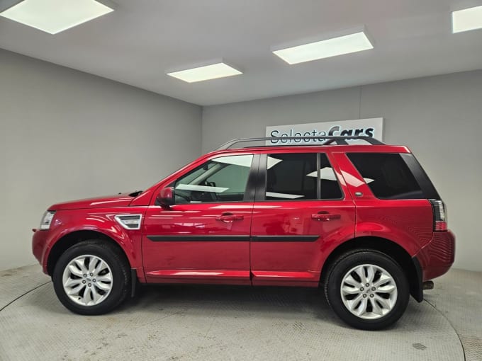 2025 Land Rover Freelander 2