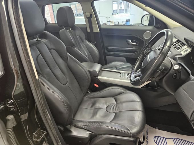 2025 Land Rover Range Rover Evoque