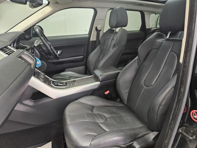 2025 Land Rover Range Rover Evoque