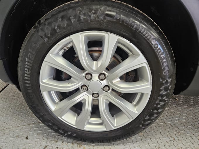 2025 Land Rover Range Rover Evoque