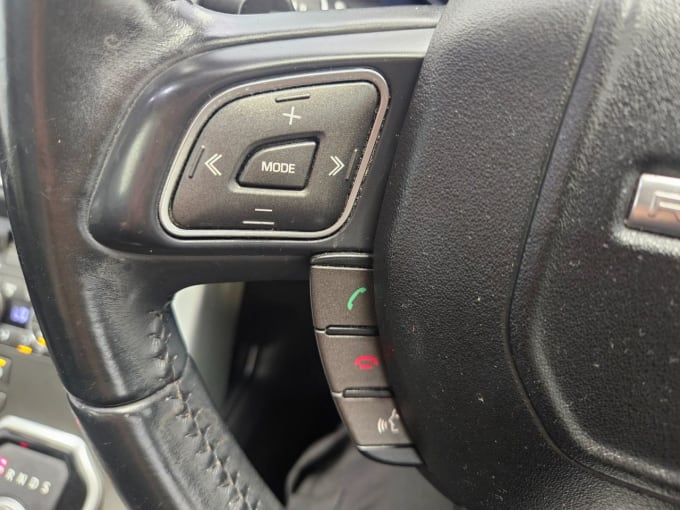 2025 Land Rover Range Rover Evoque