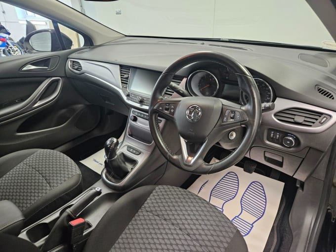 2025 Vauxhall Astra