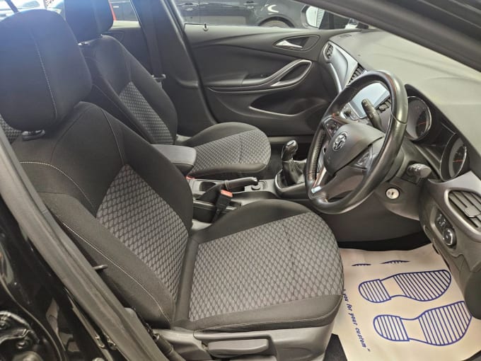 2025 Vauxhall Astra