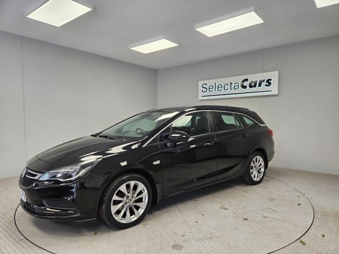 2025 Vauxhall Astra