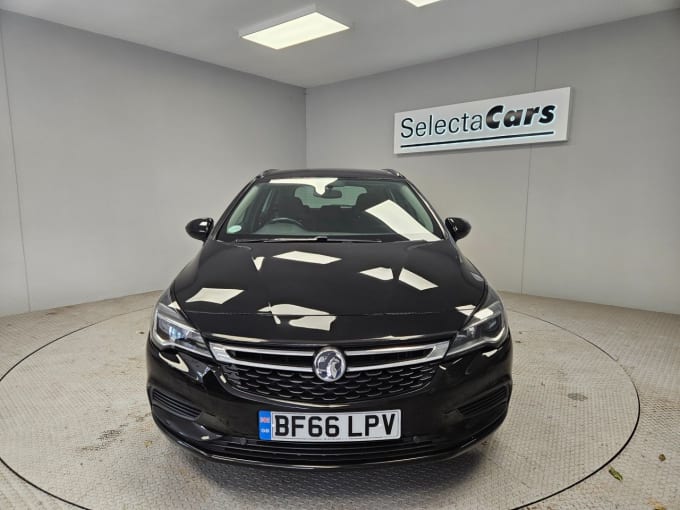 2025 Vauxhall Astra