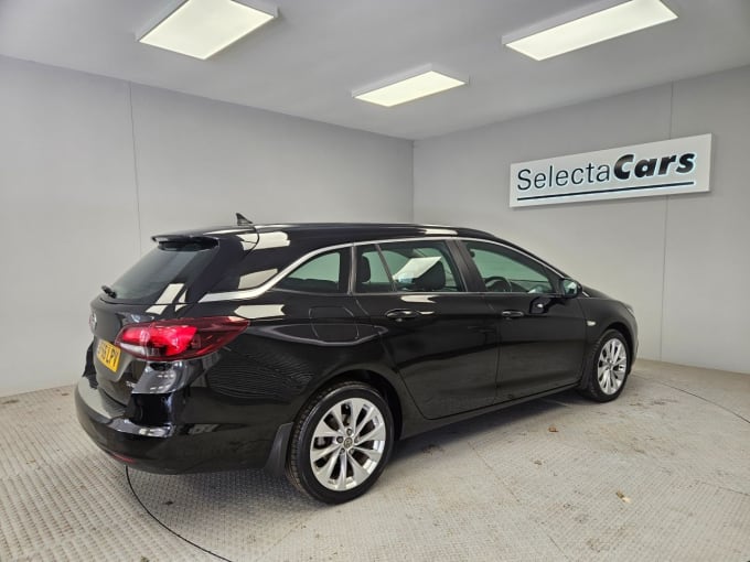 2025 Vauxhall Astra