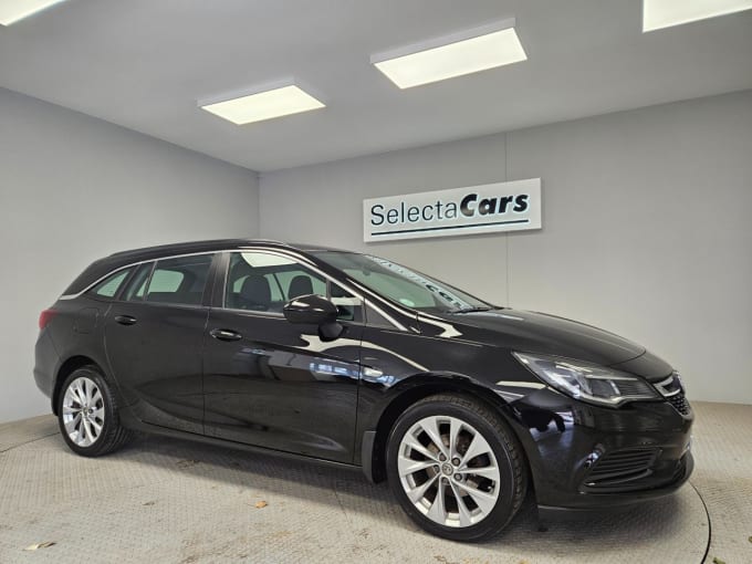 2025 Vauxhall Astra