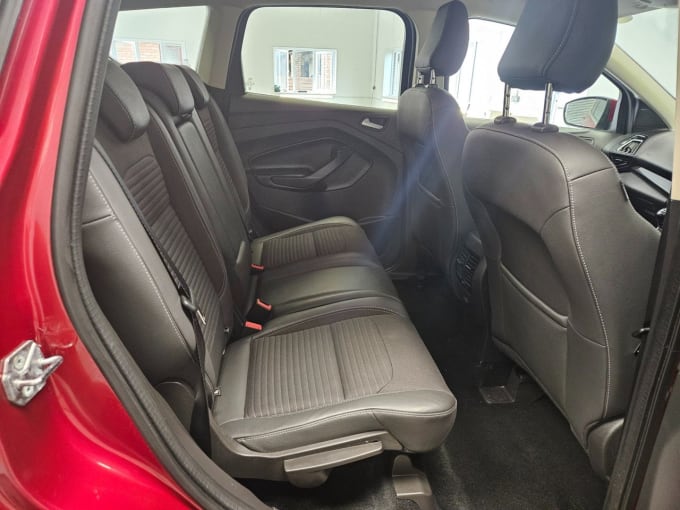2025 Ford Kuga