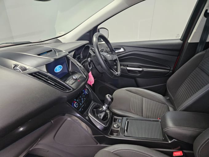 2025 Ford Kuga
