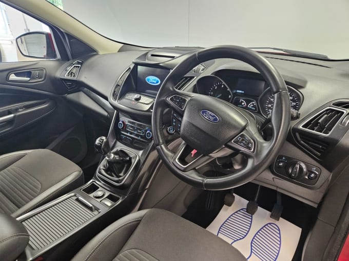 2025 Ford Kuga