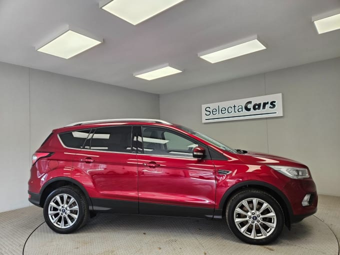 2025 Ford Kuga