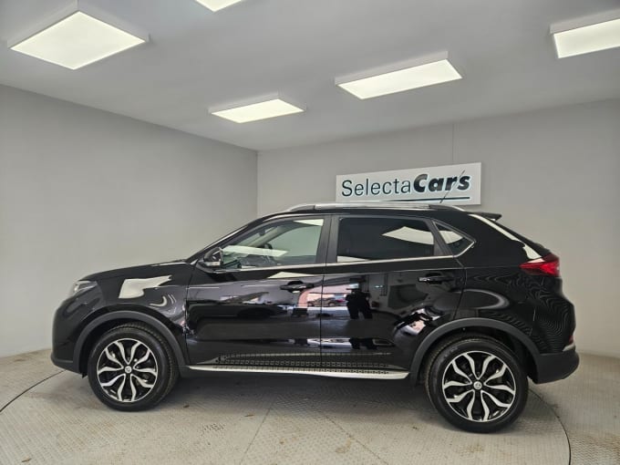 2025 Mg Gs