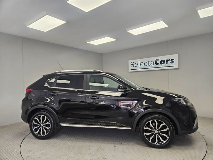 2025 Mg Gs