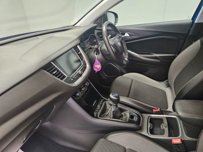 2025 Vauxhall Grandland X
