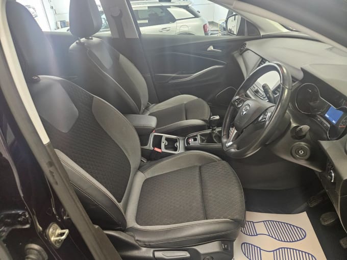 2025 Vauxhall Grandland X