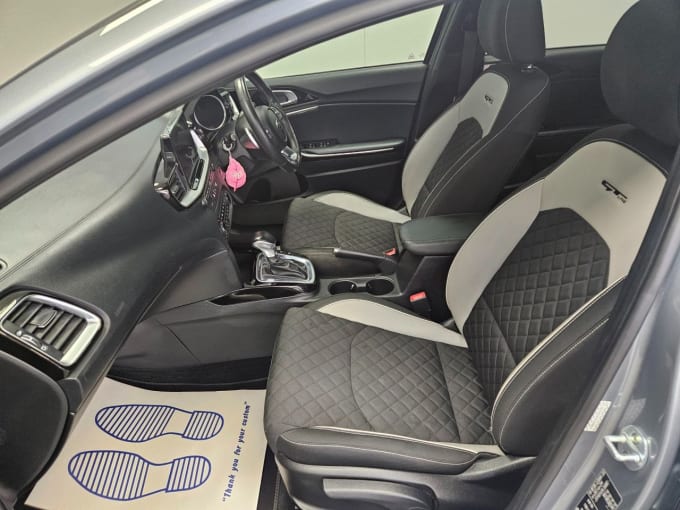 2025 Kia Ceed