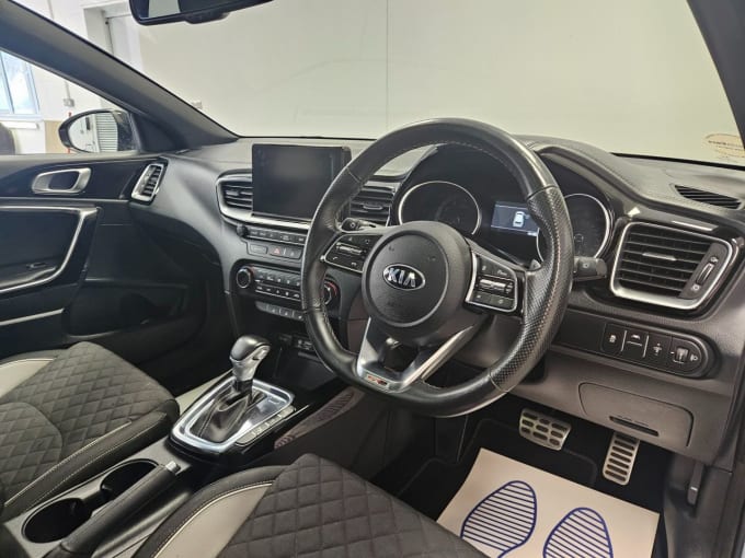 2025 Kia Ceed