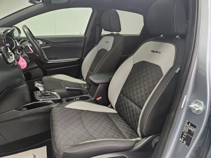 2025 Kia Ceed