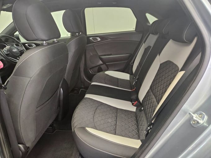 2025 Kia Ceed