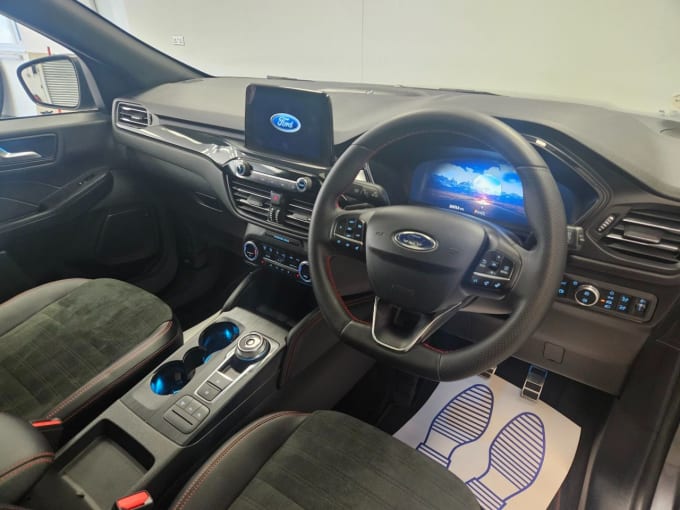 2025 Ford Kuga