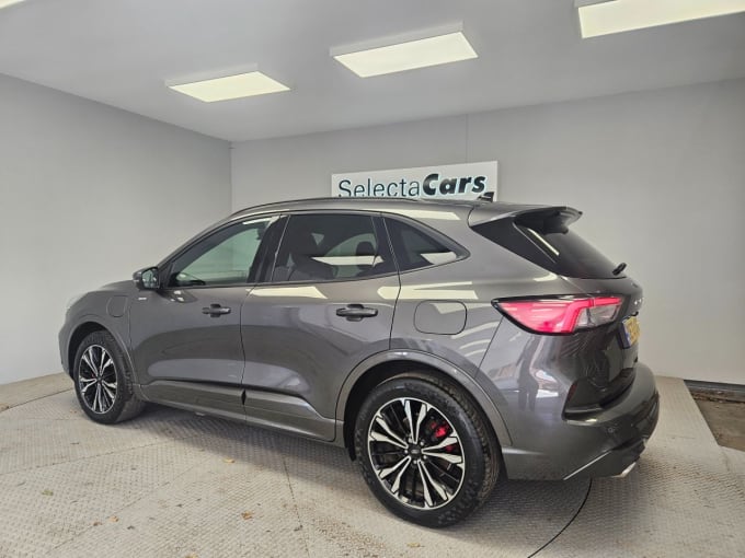2025 Ford Kuga