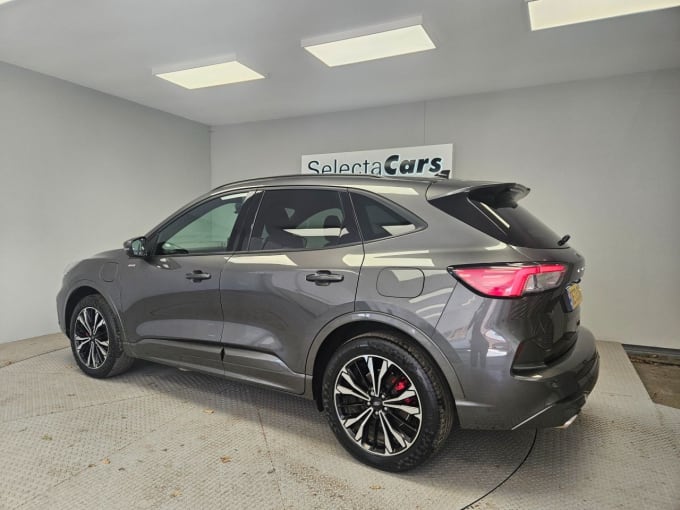 2025 Ford Kuga