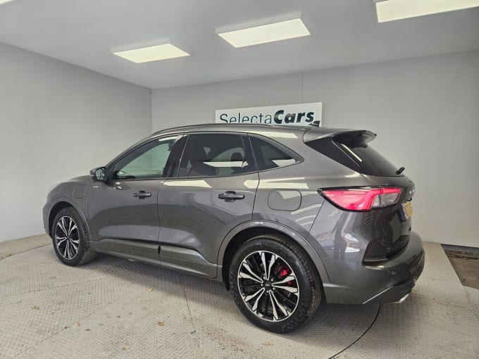 2025 Ford Kuga