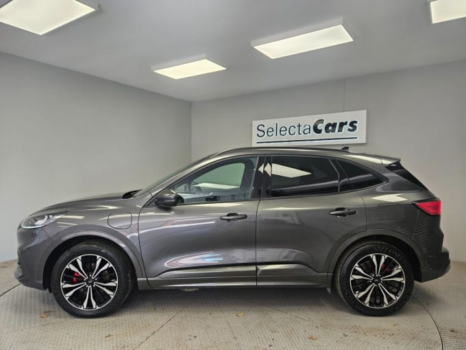 2025 Ford Kuga