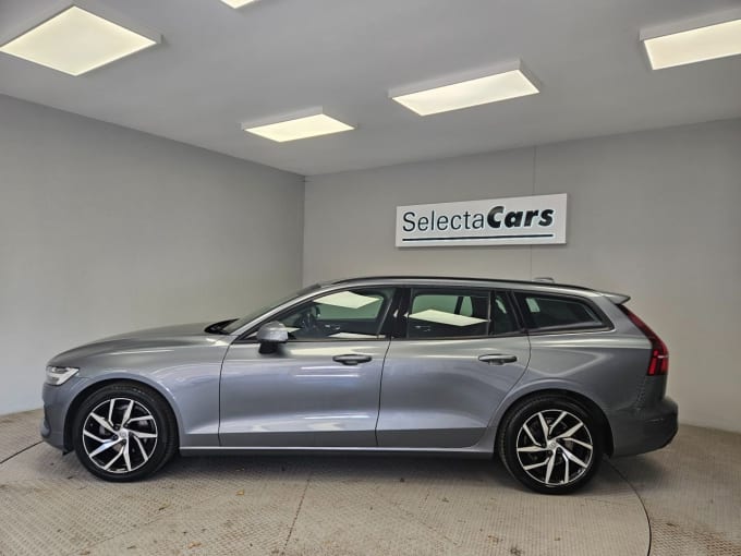 2025 Volvo V60