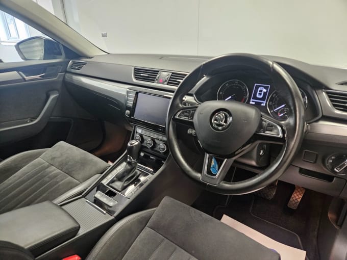 2025 Skoda Superb