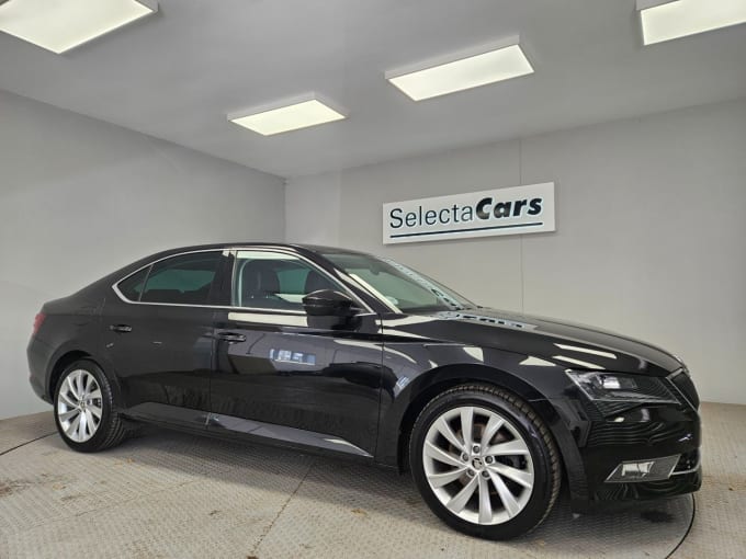 2025 Skoda Superb