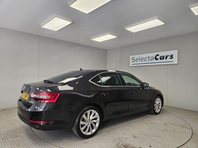 2025 Skoda Superb