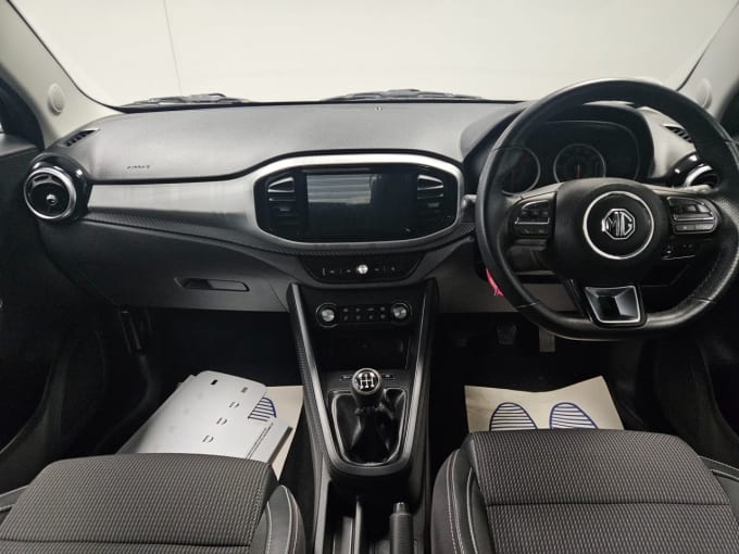 2025 Mg Mg3
